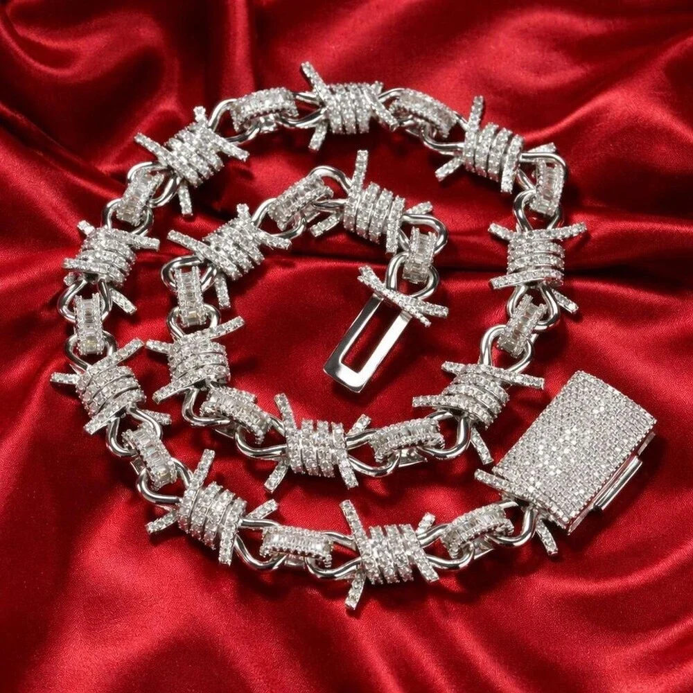 Silver Barbed Wire Chain Necklace 20inch